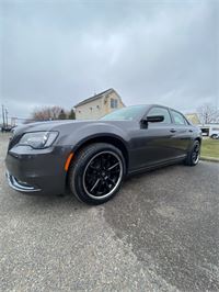 2018 Chrysler 300